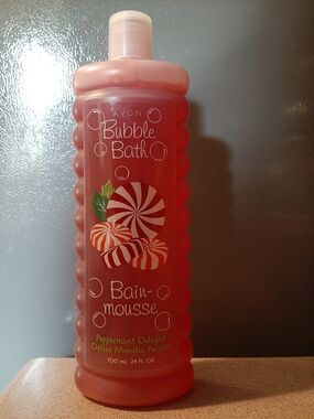Avon Peppermint Delight Bubble Bath 24 fl.oz. Retired Scent